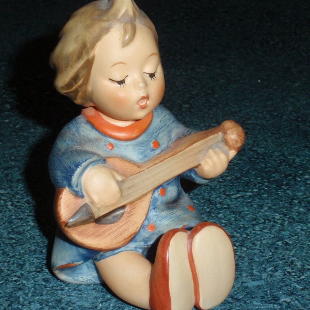 "Joyful" Goebel Hummel Figurine #53 TMK6 Girl Playing Guitar - CHRISTMAS GIFT! - Picture 8 of 9